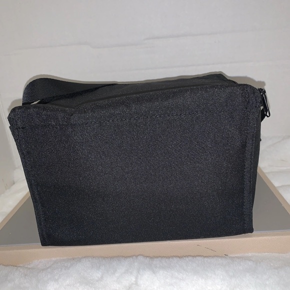 Victoria's Secret VS PINK Black  Cooler Lunchbox Lunch Tote w Koozie NWT - Picture 9 of 11